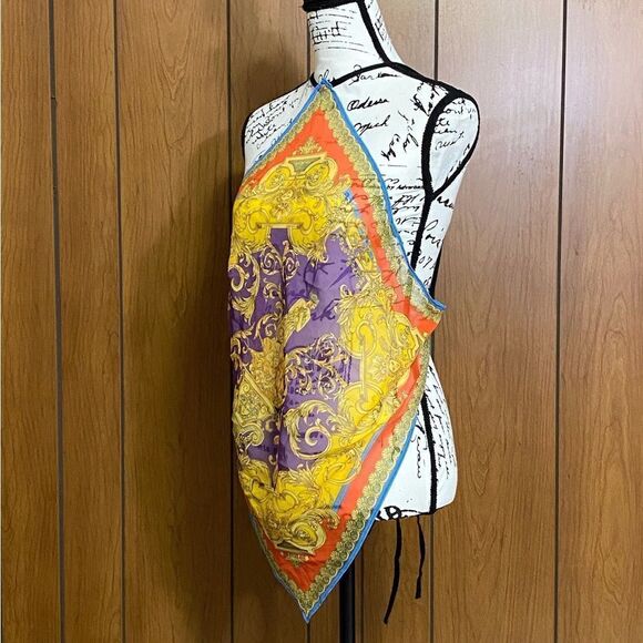 Versace Barocco Goddess Scarf Top in Dark Orchid & Sun size 46/us size 10 - Picture 4 of 12